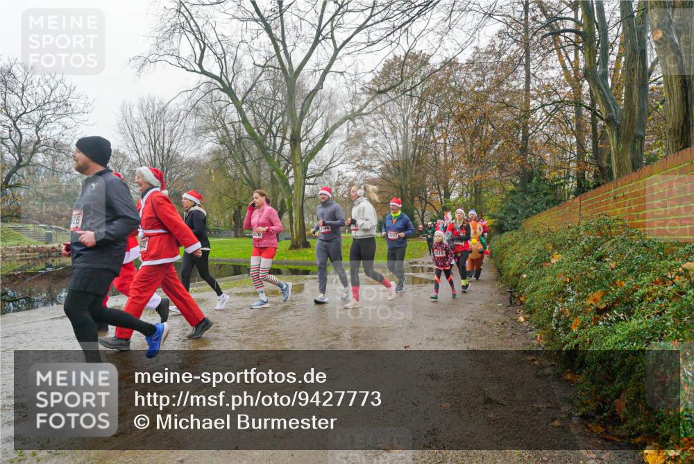 07.12.2025 - St. Pauli X-Mass-Run No. 15 Michael Burmester http://msf.ph/oto/9427773 07.12.2025 11:25:56 Laufen 842, 2970, 2148, 3247 meine-sportfotos.de