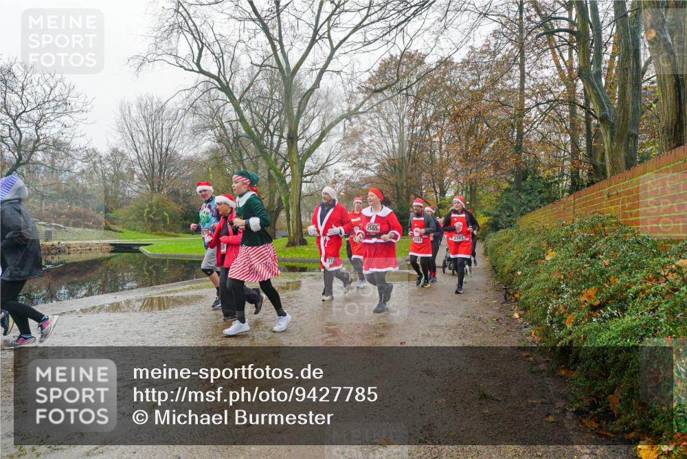 07.12.2025 - St. Pauli X-Mass-Run No. 15 Michael Burmester http://msf.ph/oto/9427785 07.12.2025 11:26:01 Laufen 2670, 31, 2585, 4184, 2203 meine-sportfotos.de