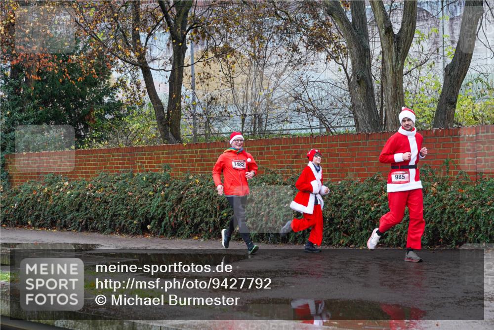 07.12.2025 - St. Pauli X-Mass-Run No. 15 Michael Burmester http://msf.ph/oto/9427792 07.12.2025 10:41:46 Laufen 985 meine-sportfotos.de