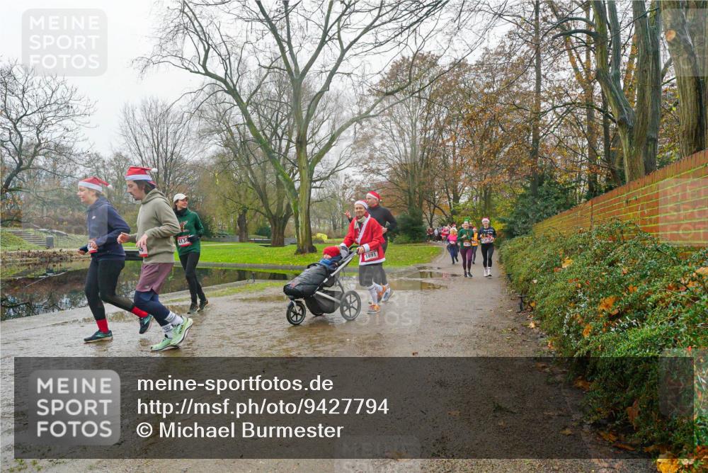 07.12.2025 - St. Pauli X-Mass-Run No. 15 Michael Burmester http://msf.ph/oto/9427794 07.12.2025 11:26:05 Laufen 4134, 1891 meine-sportfotos.de