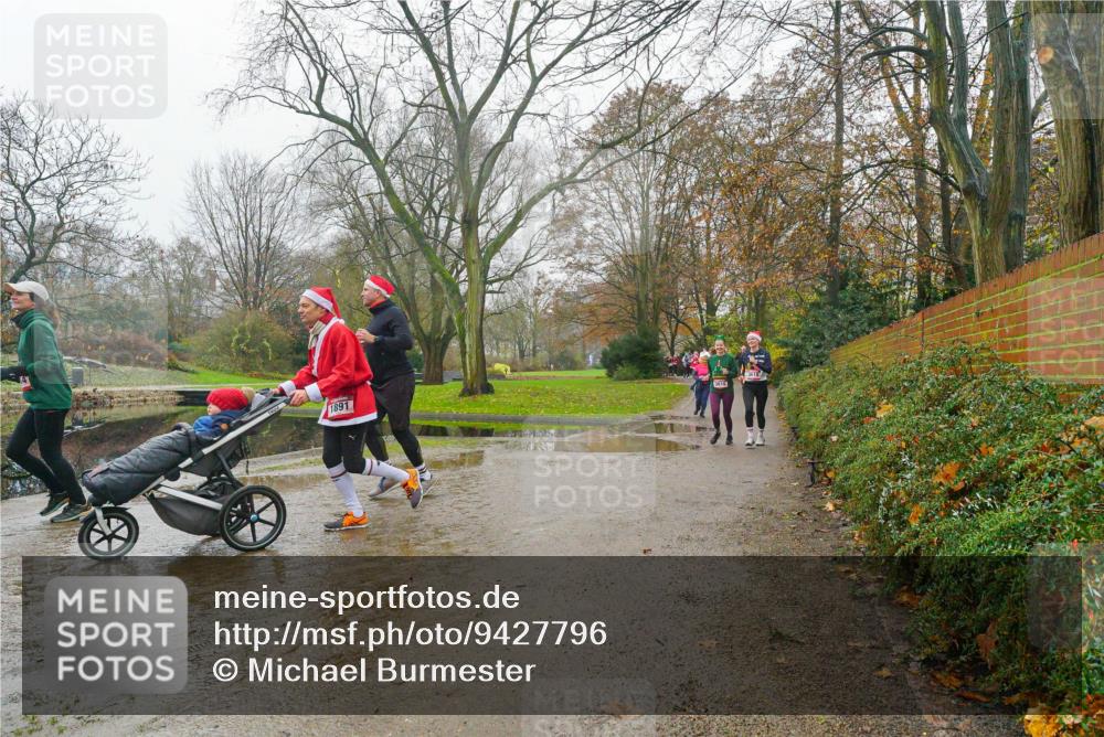 07.12.2025 - St. Pauli X-Mass-Run No. 15 Michael Burmester http://msf.ph/oto/9427796 07.12.2025 11:26:06 Laufen 1891, 3616 meine-sportfotos.de