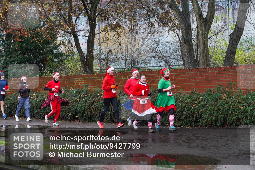 07.12.2025 - St. Pauli X-Mass-Run No. 15 Michael Burmester http://msf.ph/oto/9427799 07.12.2025 10:41:58 Laufen 6 meine-sportfotos.de