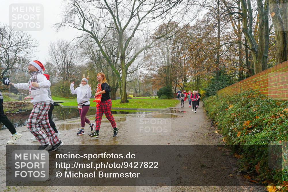 07.12.2025 - St. Pauli X-Mass-Run No. 15 Michael Burmester http://msf.ph/oto/9427822 07.12.2025 11:26:27 Laufen 3790 meine-sportfotos.de