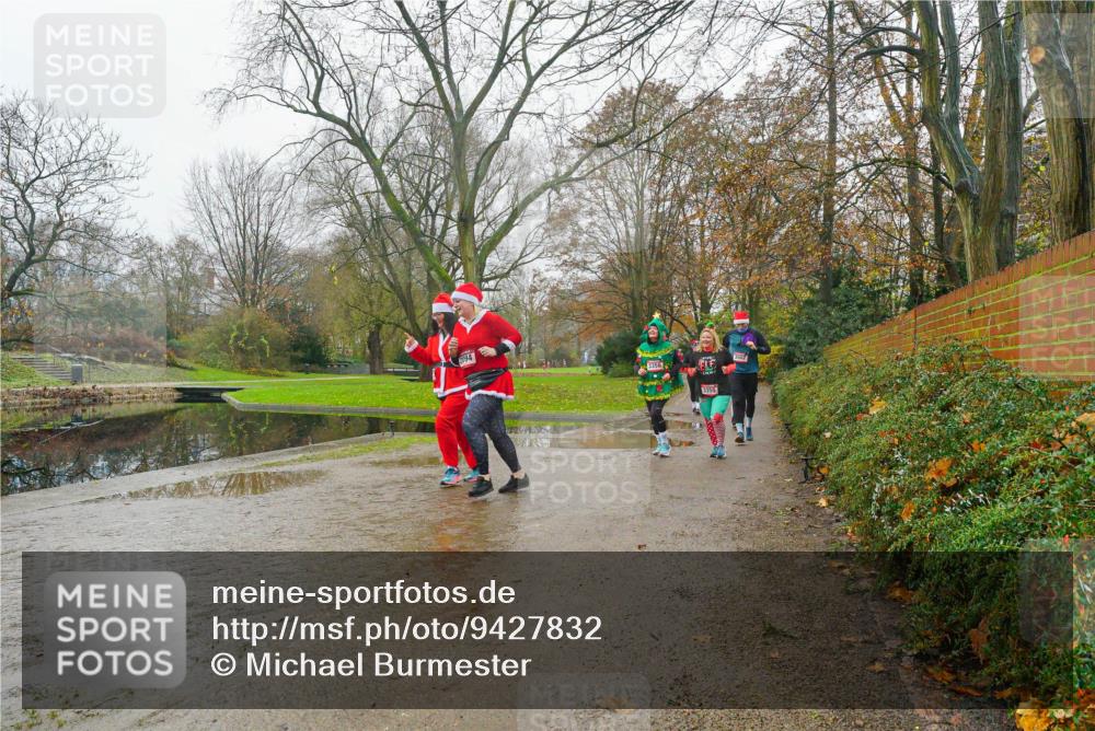 07.12.2025 - St. Pauli X-Mass-Run No. 15 Michael Burmester http://msf.ph/oto/9427832 07.12.2025 11:26:38 Laufen 3355 meine-sportfotos.de