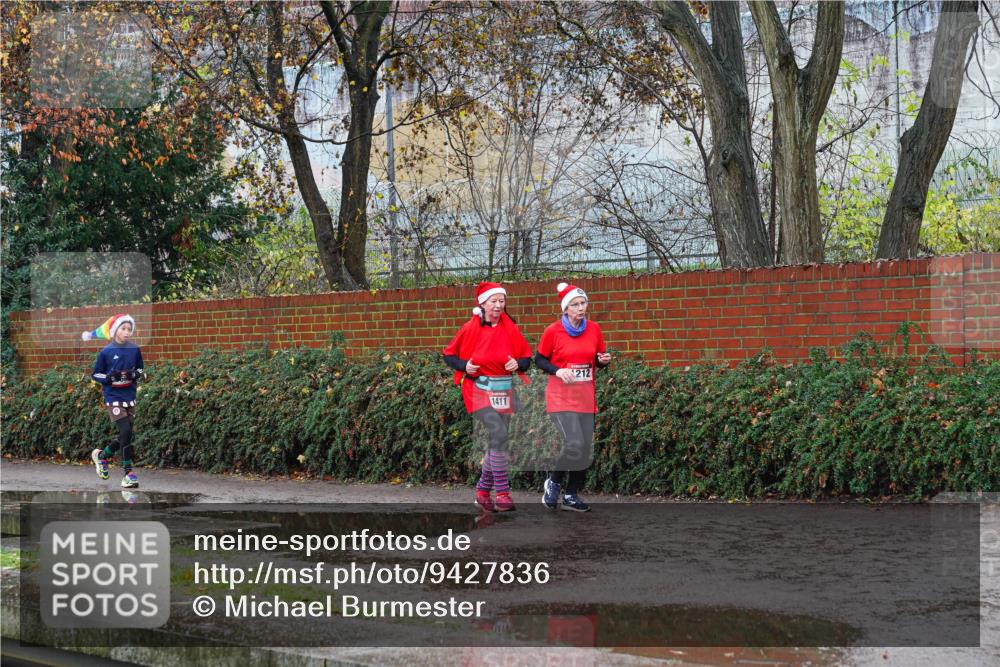 07.12.2025 - St. Pauli X-Mass-Run No. 15 Michael Burmester http://msf.ph/oto/9427836 07.12.2025 10:42:23 Laufen 1411, 212 meine-sportfotos.de