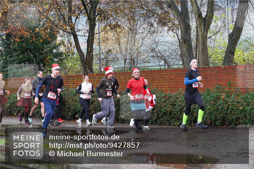 07.12.2025 - St. Pauli X-Mass-Run No. 15 Michael Burmester http://msf.ph/oto/9427857 07.12.2025 10:42:42 Laufen 875, 216, 117, 222, 215, 281, 557 meine-sportfotos.de
