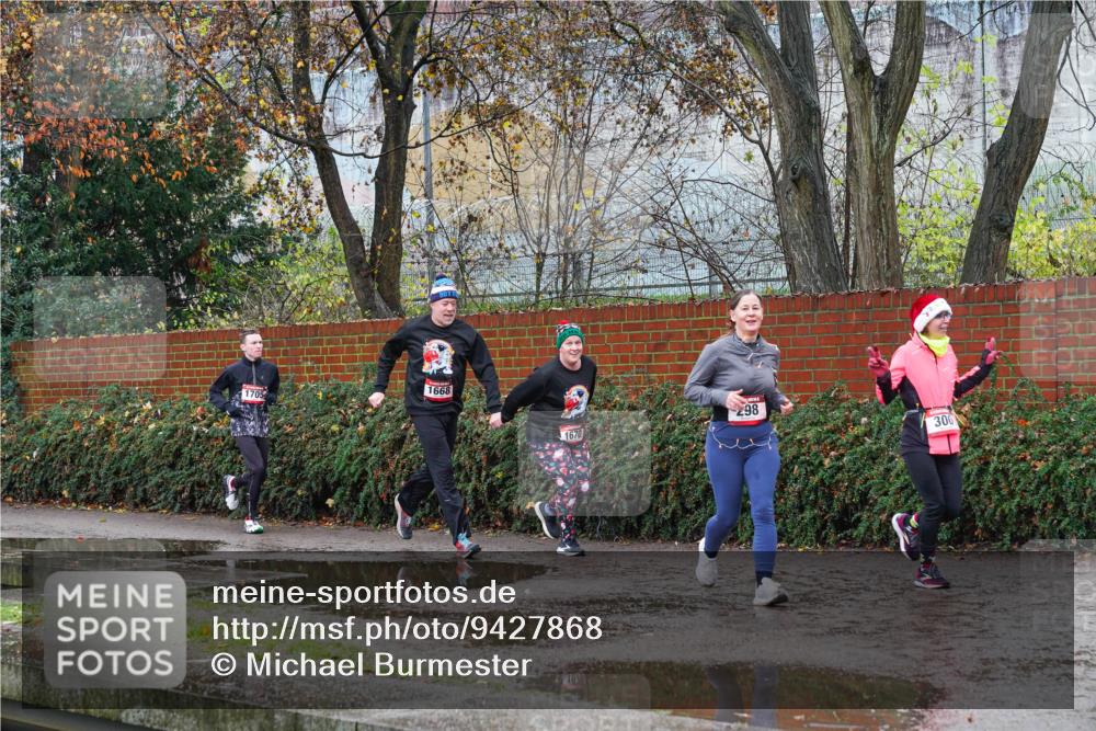 07.12.2025 - St. Pauli X-Mass-Run No. 15 Michael Burmester http://msf.ph/oto/9427868 07.12.2025 10:42:48 Laufen 1668, 1705, 1670, 98, 300 meine-sportfotos.de
