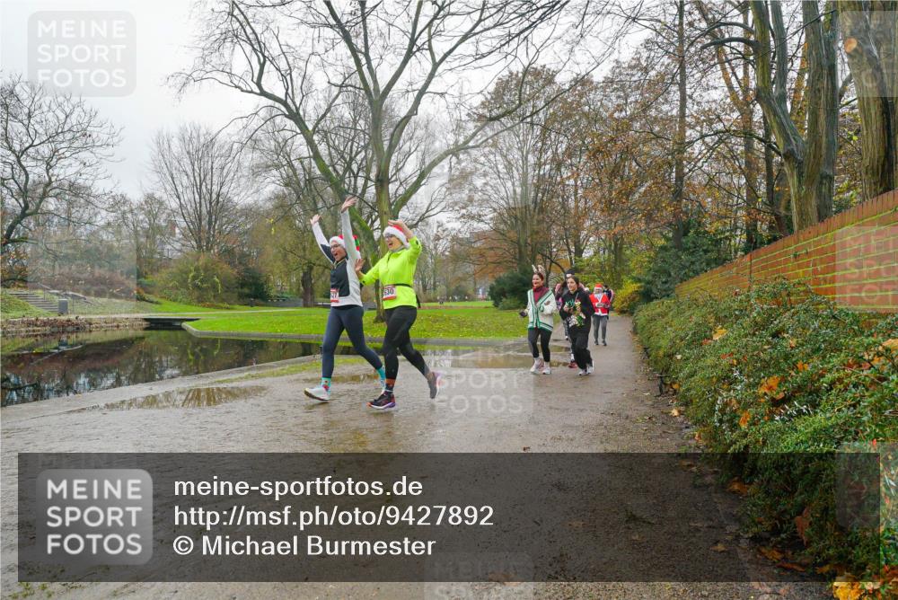 07.12.2025 - St. Pauli X-Mass-Run No. 15 Michael Burmester http://msf.ph/oto/9427892 07.12.2025 11:28:19 Laufen 630 meine-sportfotos.de