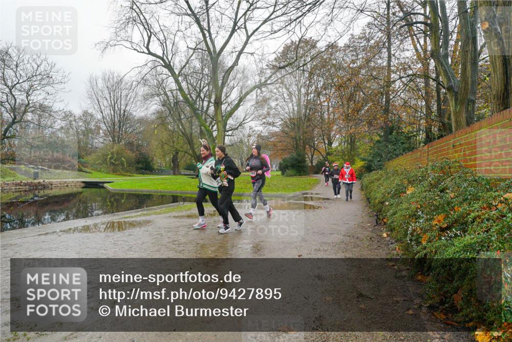 07.12.2025 - St. Pauli X-Mass-Run No. 15 Michael Burmester http://msf.ph/oto/9427895 07.12.2025 11:28:21 Laufen  meine-sportfotos.de