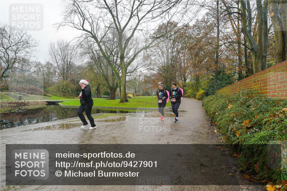 07.12.2025 - St. Pauli X-Mass-Run No. 15 Michael Burmester http://msf.ph/oto/9427901 07.12.2025 11:28:31 Laufen 1877 meine-sportfotos.de