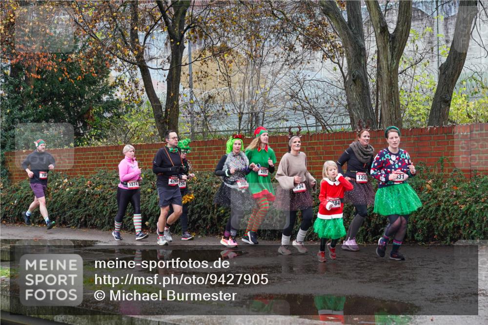 07.12.2025 - St. Pauli X-Mass-Run No. 15 Michael Burmester http://msf.ph/oto/9427905 07.12.2025 10:43:15 Laufen 2 meine-sportfotos.de