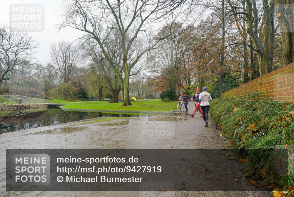 07.12.2025 - St. Pauli X-Mass-Run No. 15 Michael Burmester http://msf.ph/oto/9427919 07.12.2025 11:29:22 Laufen  meine-sportfotos.de