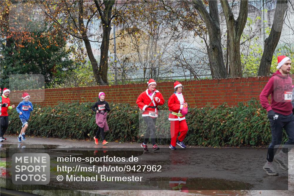 07.12.2025 - St. Pauli X-Mass-Run No. 15 Michael Burmester http://msf.ph/oto/9427962 07.12.2025 10:43:52 Laufen 556, 565, 489, 847 meine-sportfotos.de