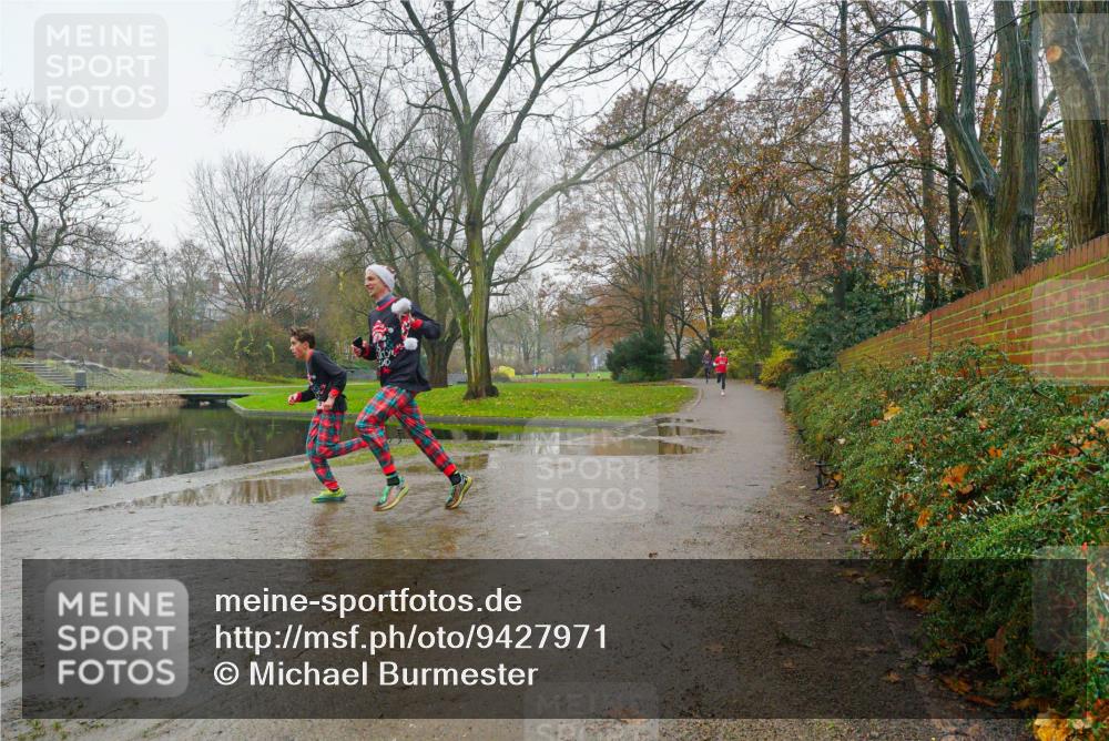 07.12.2025 - St. Pauli X-Mass-Run No. 15 Michael Burmester http://msf.ph/oto/9427971 07.12.2025 11:37:28 Laufen  meine-sportfotos.de