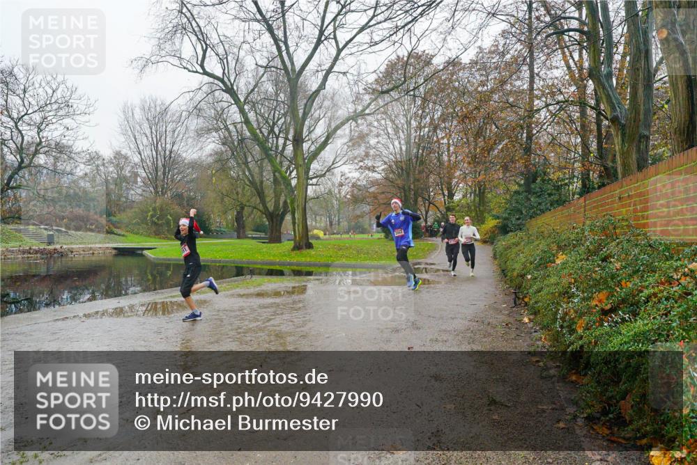 07.12.2025 - St. Pauli X-Mass-Run No. 15 Michael Burmester http://msf.ph/oto/9427990 07.12.2025 11:38:24 Laufen  meine-sportfotos.de