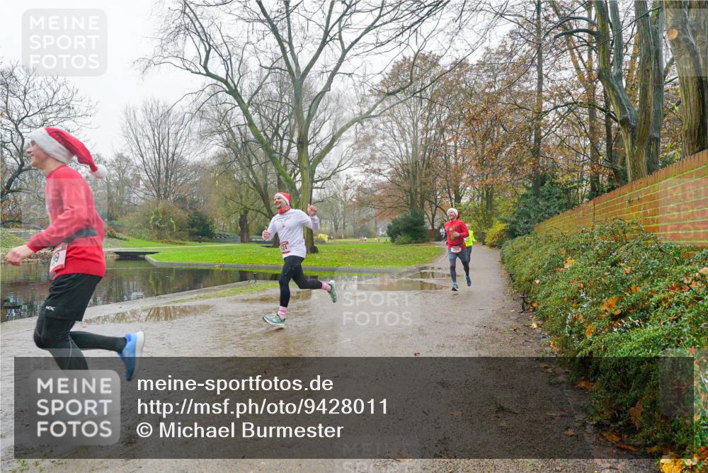 07.12.2025 - St. Pauli X-Mass-Run No. 15 Michael Burmester http://msf.ph/oto/9428011 07.12.2025 11:38:41 Laufen 294 meine-sportfotos.de