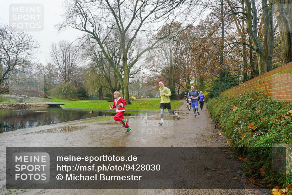 07.12.2025 - St. Pauli X-Mass-Run No. 15 Michael Burmester http://msf.ph/oto/9428030 07.12.2025 11:39:18 Laufen 193 meine-sportfotos.de