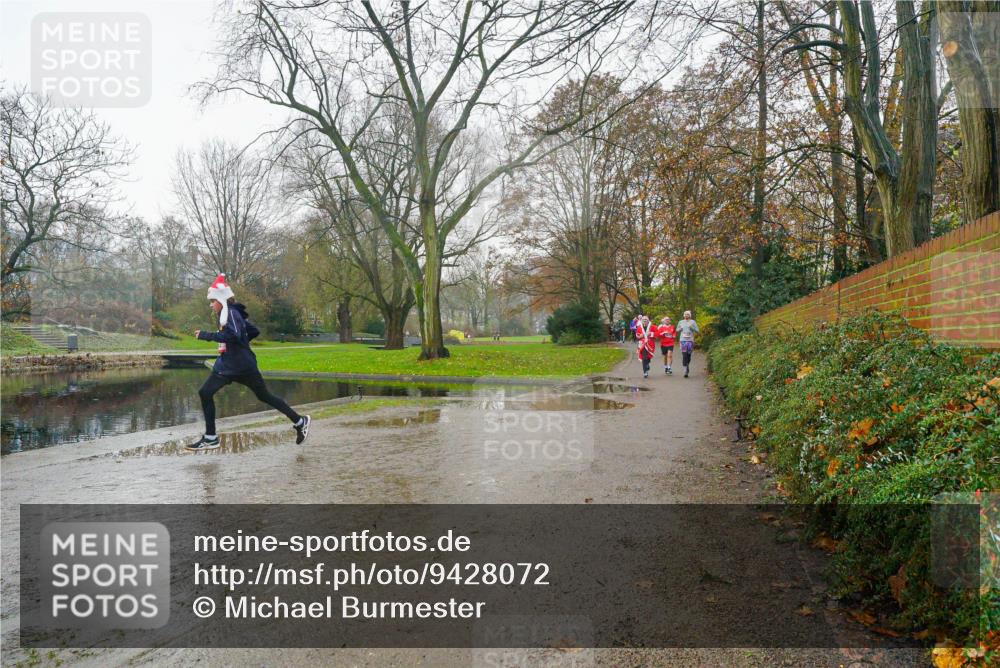 07.12.2025 - St. Pauli X-Mass-Run No. 15 Michael Burmester http://msf.ph/oto/9428072 07.12.2025 11:40:01 Laufen  meine-sportfotos.de