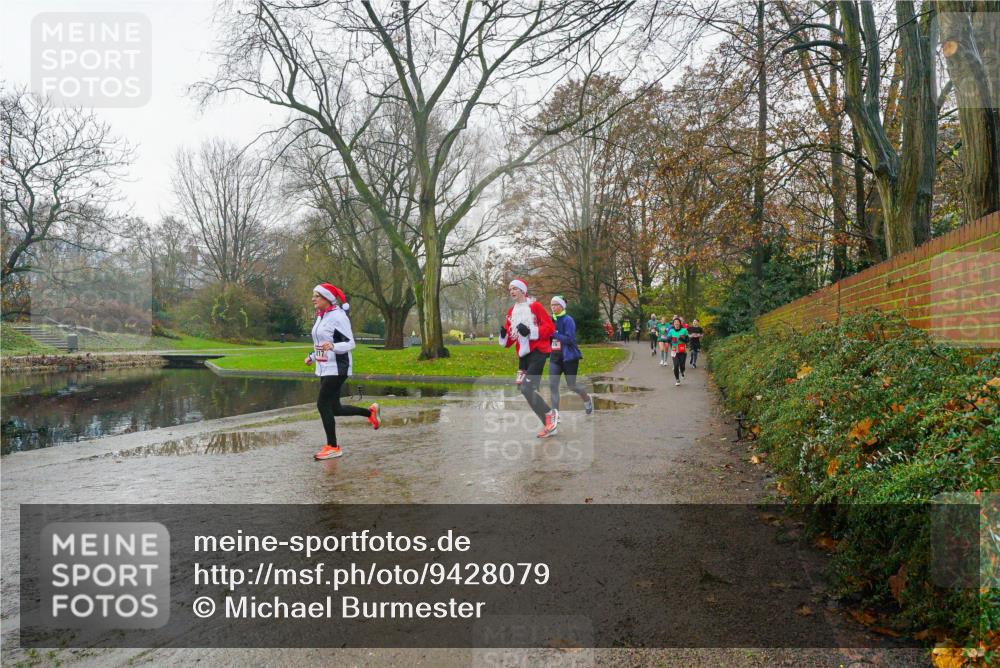 07.12.2025 - St. Pauli X-Mass-Run No. 15 Michael Burmester http://msf.ph/oto/9428079 07.12.2025 11:40:09 Laufen  meine-sportfotos.de