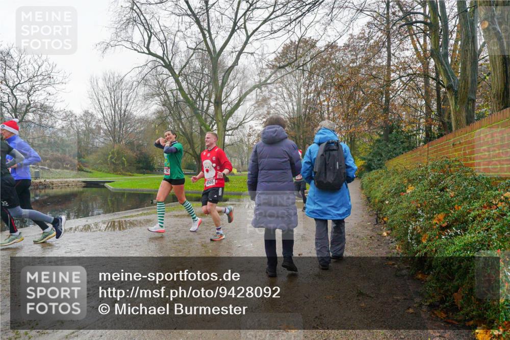 07.12.2025 - St. Pauli X-Mass-Run No. 15 Michael Burmester http://msf.ph/oto/9428092 07.12.2025 11:40:16 Laufen 4505 meine-sportfotos.de