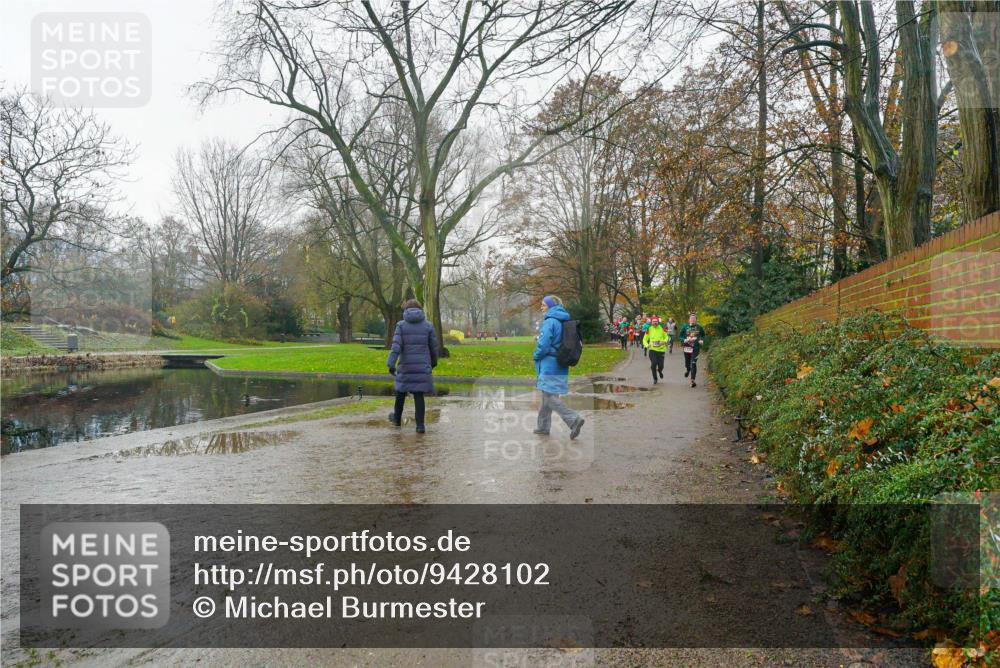 07.12.2025 - St. Pauli X-Mass-Run No. 15 Michael Burmester http://msf.ph/oto/9428102 07.12.2025 11:40:20 Laufen  meine-sportfotos.de