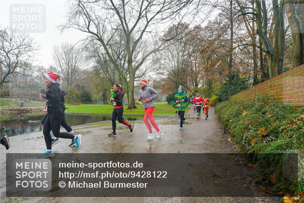 07.12.2025 - St. Pauli X-Mass-Run No. 15 Michael Burmester http://msf.ph/oto/9428122 07.12.2025 11:40:32 Laufen  meine-sportfotos.de
