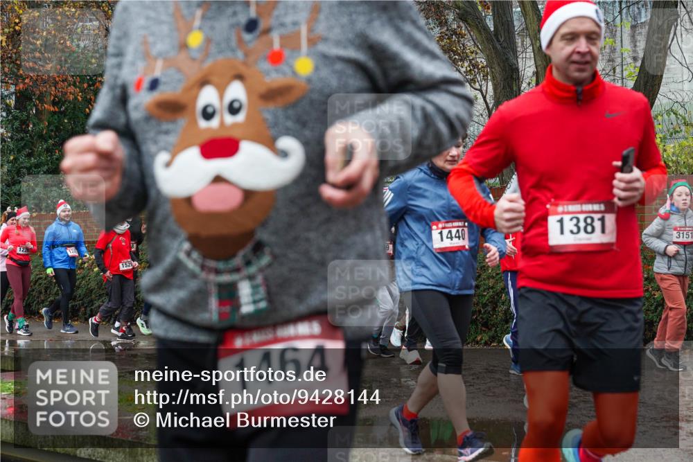 07.12.2025 - St. Pauli X-Mass-Run No. 15 Michael Burmester http://msf.ph/oto/9428144 07.12.2025 10:45:38 Laufen 1529, 1464, 1440, 1381, 3151 meine-sportfotos.de