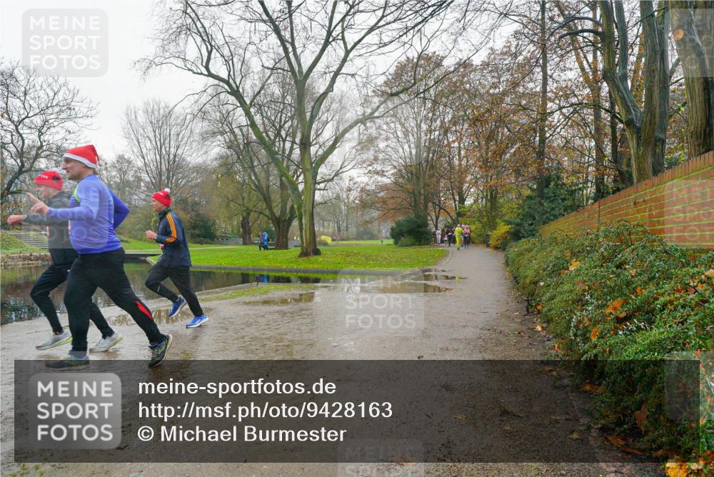 07.12.2025 - St. Pauli X-Mass-Run No. 15 Michael Burmester http://msf.ph/oto/9428163 07.12.2025 11:41:00 Laufen  meine-sportfotos.de