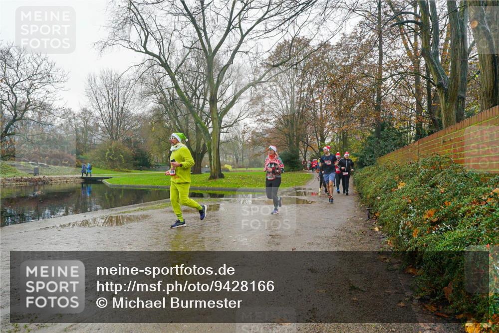 07.12.2025 - St. Pauli X-Mass-Run No. 15 Michael Burmester http://msf.ph/oto/9428166 07.12.2025 11:41:10 Laufen 59 meine-sportfotos.de