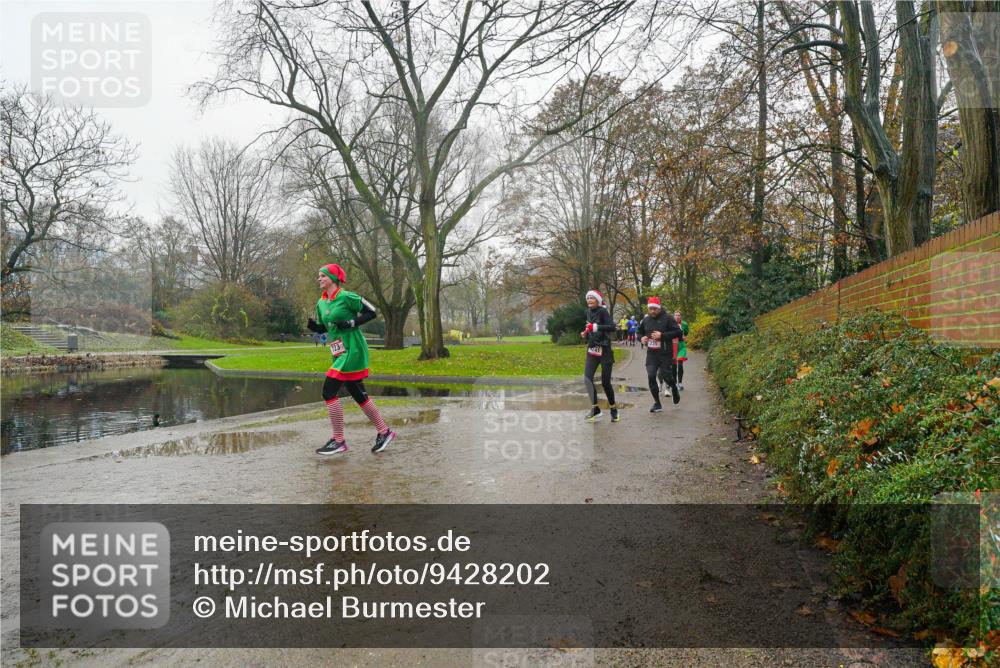 07.12.2025 - St. Pauli X-Mass-Run No. 15 Michael Burmester http://msf.ph/oto/9428202 07.12.2025 11:41:37 Laufen 723 meine-sportfotos.de