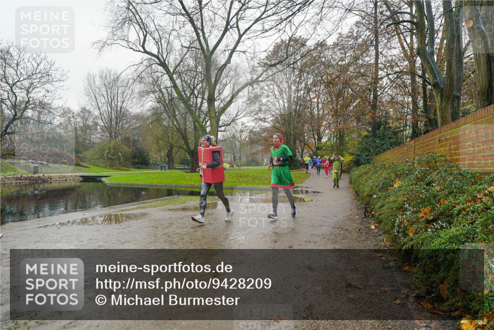 07.12.2025 - St. Pauli X-Mass-Run No. 15 Michael Burmester http://msf.ph/oto/9428209 07.12.2025 11:41:40 Laufen  meine-sportfotos.de