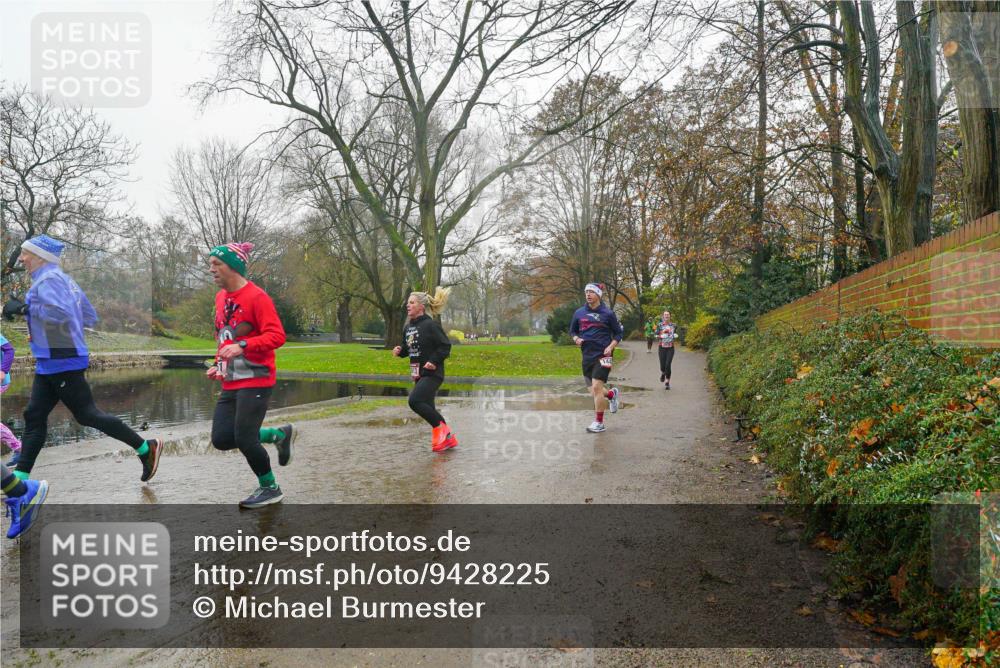 07.12.2025 - St. Pauli X-Mass-Run No. 15 Michael Burmester http://msf.ph/oto/9428225 07.12.2025 11:41:50 Laufen 144 meine-sportfotos.de