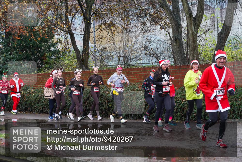 07.12.2025 - St. Pauli X-Mass-Run No. 15 Michael Burmester http://msf.ph/oto/9428267 07.12.2025 10:47:03 Laufen 480, 44, 4810, 4805, 0, 437, 1974 meine-sportfotos.de