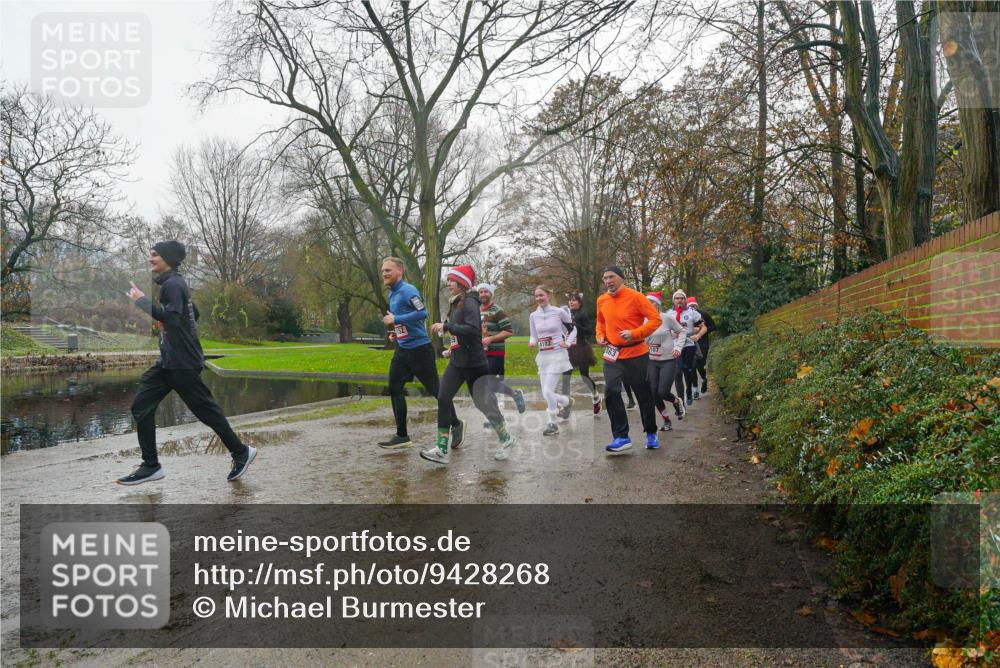 07.12.2025 - St. Pauli X-Mass-Run No. 15 Michael Burmester http://msf.ph/oto/9428268 07.12.2025 11:42:25 Laufen 4102, 107 meine-sportfotos.de