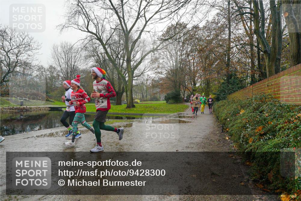 07.12.2025 - St. Pauli X-Mass-Run No. 15 Michael Burmester http://msf.ph/oto/9428300 07.12.2025 11:42:43 Laufen  meine-sportfotos.de