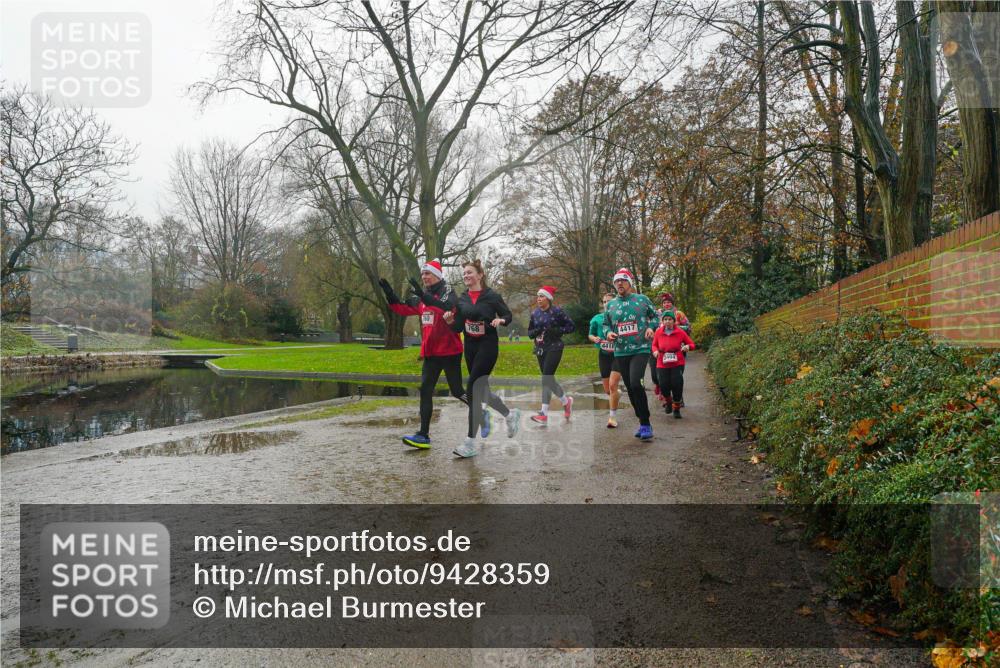 07.12.2025 - St. Pauli X-Mass-Run No. 15 Michael Burmester http://msf.ph/oto/9428359 07.12.2025 11:43:24 Laufen 160, 768, 441, 4417, 2404 meine-sportfotos.de