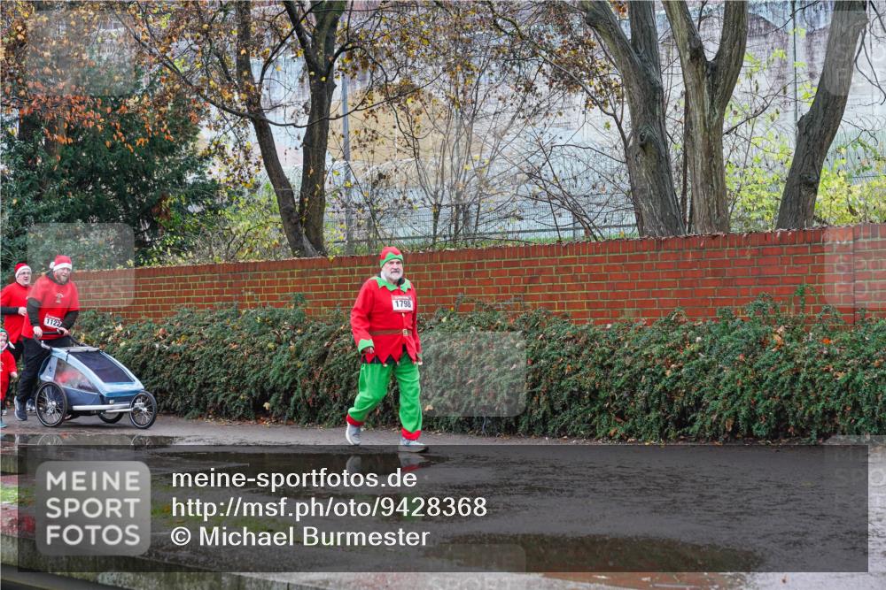 07.12.2025 - St. Pauli X-Mass-Run No. 15 Michael Burmester http://msf.ph/oto/9428368 07.12.2025 10:48:47 Laufen 2, 1798, 1122 meine-sportfotos.de