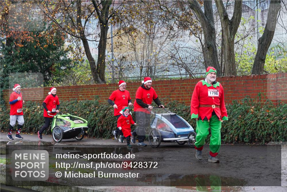 07.12.2025 - St. Pauli X-Mass-Run No. 15 Michael Burmester http://msf.ph/oto/9428372 07.12.2025 10:48:50 Laufen 1127, 1798 meine-sportfotos.de