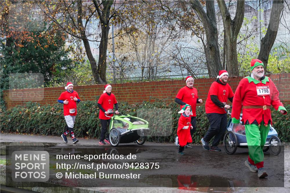 07.12.2025 - St. Pauli X-Mass-Run No. 15 Michael Burmester http://msf.ph/oto/9428375 07.12.2025 10:48:51 Laufen 1686, 1127, 1798 meine-sportfotos.de