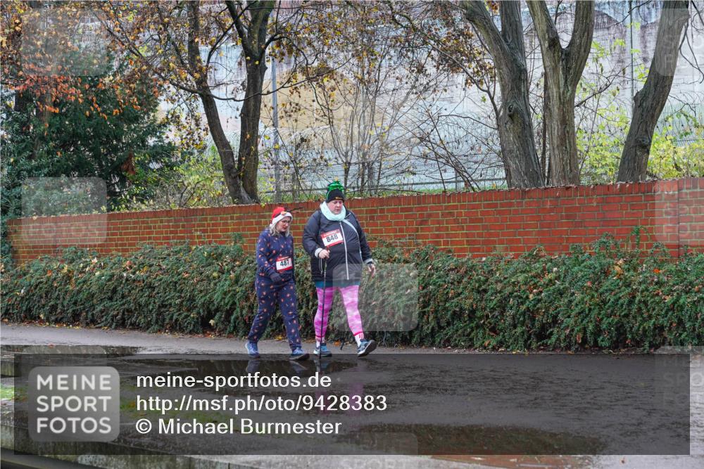 07.12.2025 - St. Pauli X-Mass-Run No. 15 Michael Burmester http://msf.ph/oto/9428383 07.12.2025 10:50:23 Laufen 487, 848 meine-sportfotos.de