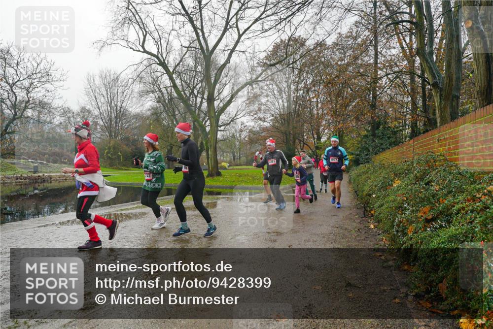 07.12.2025 - St. Pauli X-Mass-Run No. 15 Michael Burmester http://msf.ph/oto/9428399 07.12.2025 11:43:41 Laufen 4281, 46, 5007 meine-sportfotos.de