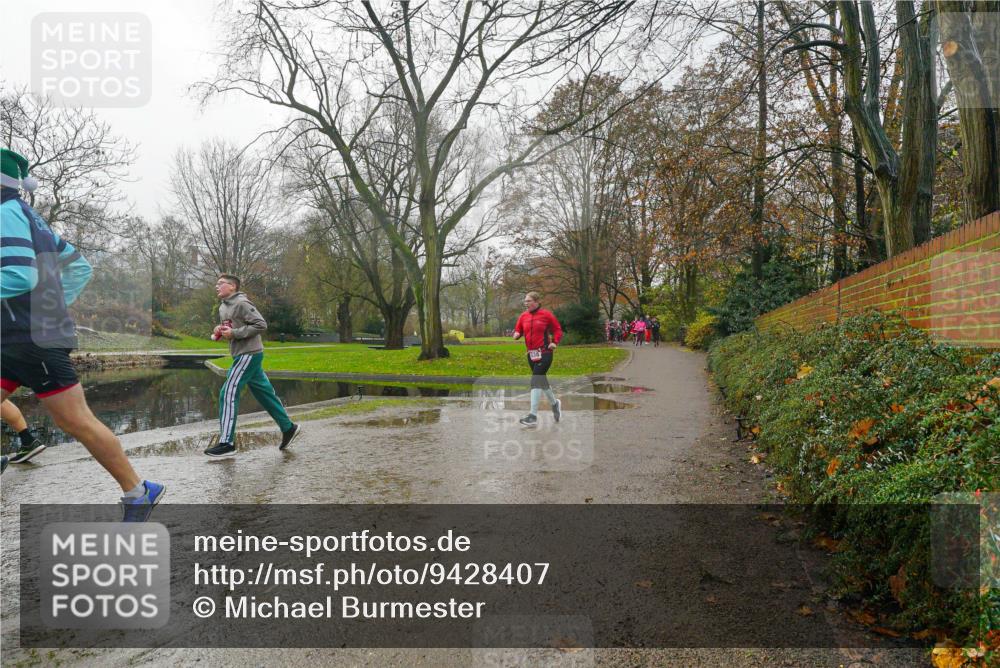 07.12.2025 - St. Pauli X-Mass-Run No. 15 Michael Burmester http://msf.ph/oto/9428407 07.12.2025 11:43:44 Laufen  meine-sportfotos.de