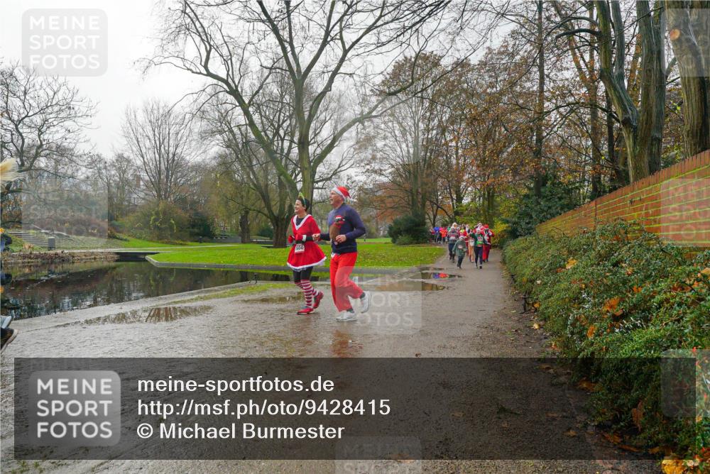 07.12.2025 - St. Pauli X-Mass-Run No. 15 Michael Burmester http://msf.ph/oto/9428415 07.12.2025 11:43:57 Laufen  meine-sportfotos.de