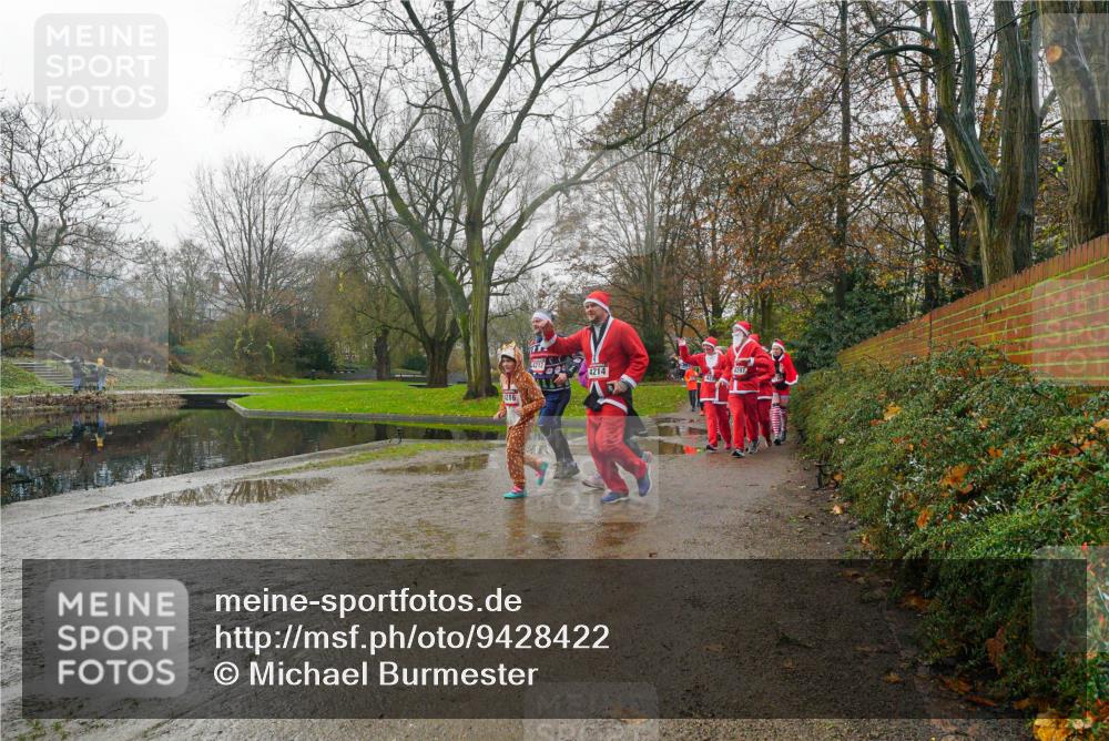 07.12.2025 - St. Pauli X-Mass-Run No. 15 Michael Burmester http://msf.ph/oto/9428422 07.12.2025 11:44:05 Laufen 4212, 4214, 4297 meine-sportfotos.de