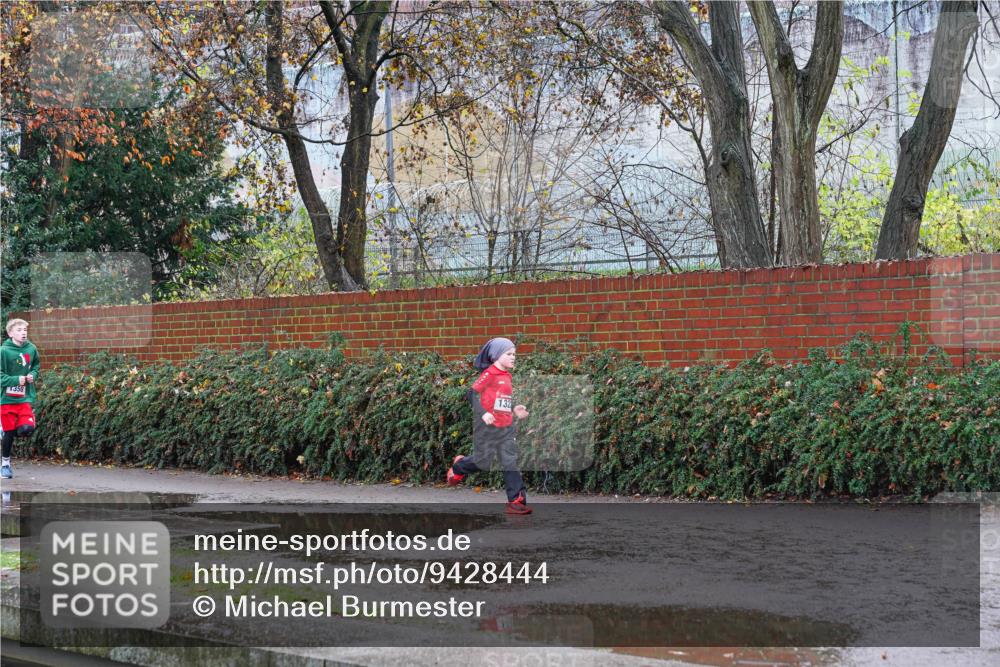 07.12.2025 - St. Pauli X-Mass-Run No. 15 Michael Burmester http://msf.ph/oto/9428444 07.12.2025 11:00:30 Laufen 1350, 132 meine-sportfotos.de