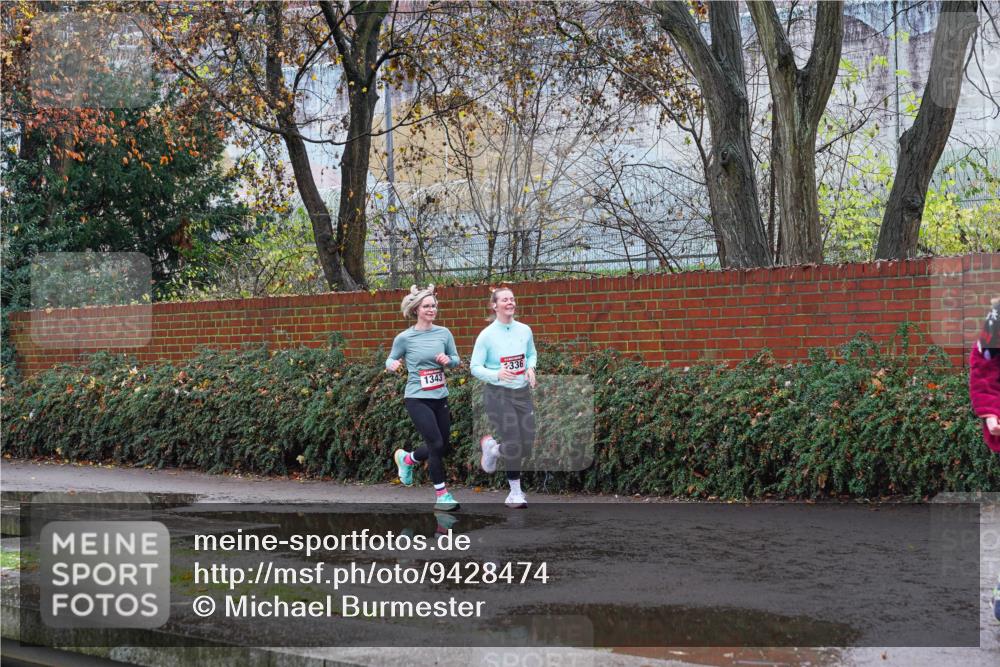 07.12.2025 - St. Pauli X-Mass-Run No. 15 Michael Burmester http://msf.ph/oto/9428474 07.12.2025 11:01:23 Laufen 1343, 336 meine-sportfotos.de