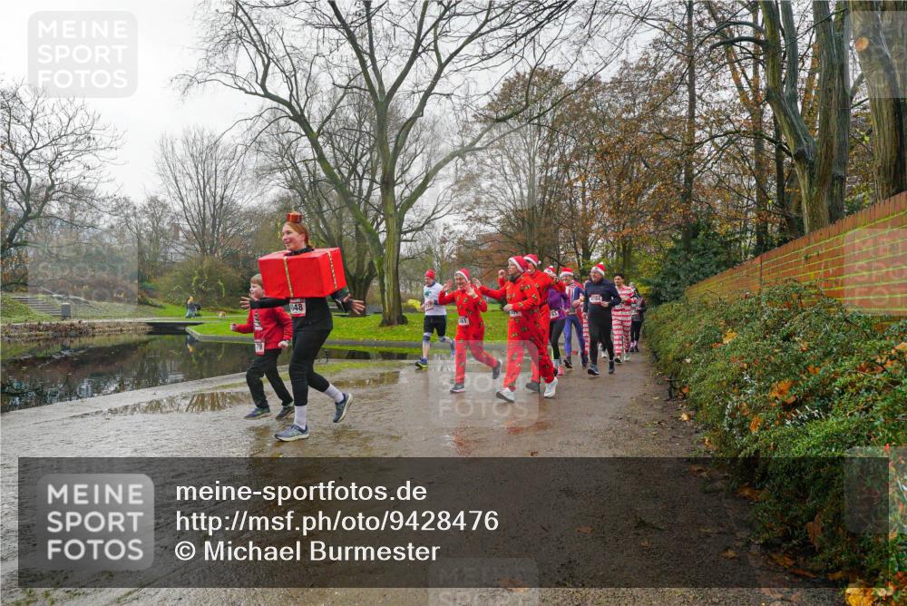 07.12.2025 - St. Pauli X-Mass-Run No. 15 Michael Burmester http://msf.ph/oto/9428476 07.12.2025 11:44:23 Laufen 048, 1961 meine-sportfotos.de