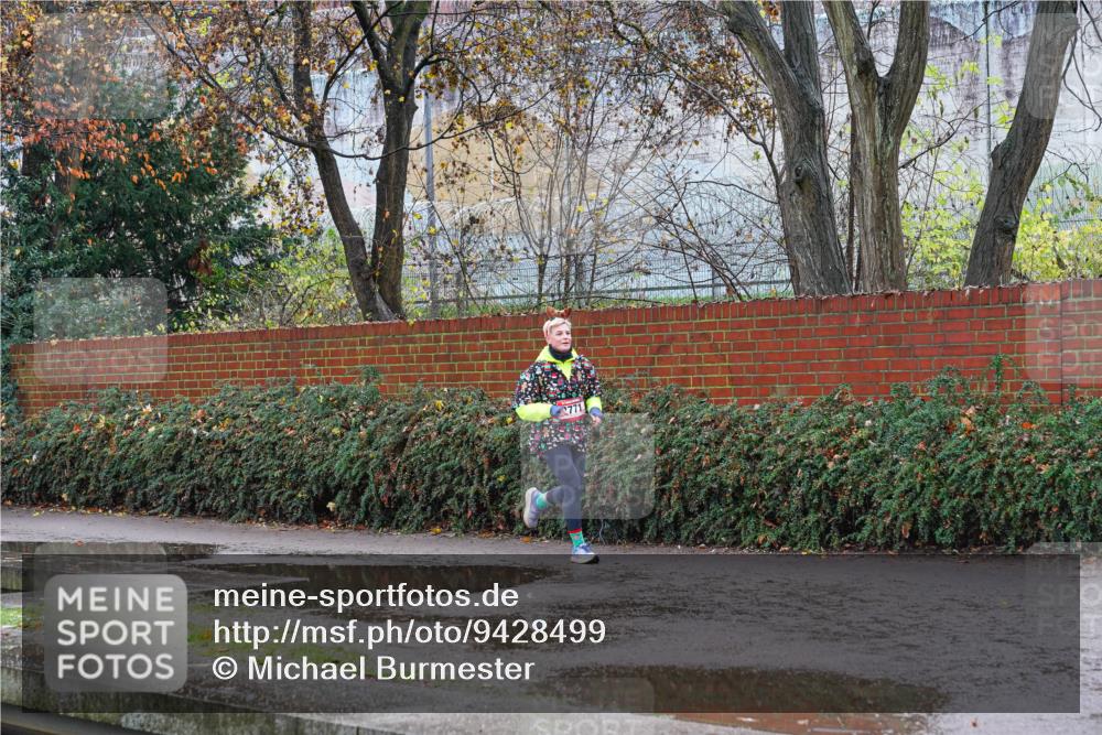 07.12.2025 - St. Pauli X-Mass-Run No. 15 Michael Burmester http://msf.ph/oto/9428499 07.12.2025 11:01:52 Laufen  meine-sportfotos.de