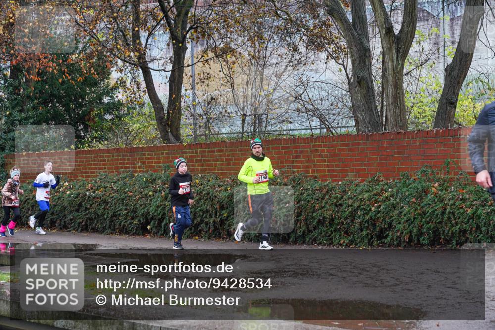 07.12.2025 - St. Pauli X-Mass-Run No. 15 Michael Burmester http://msf.ph/oto/9428534 07.12.2025 11:02:39 Laufen 3191, 190 meine-sportfotos.de