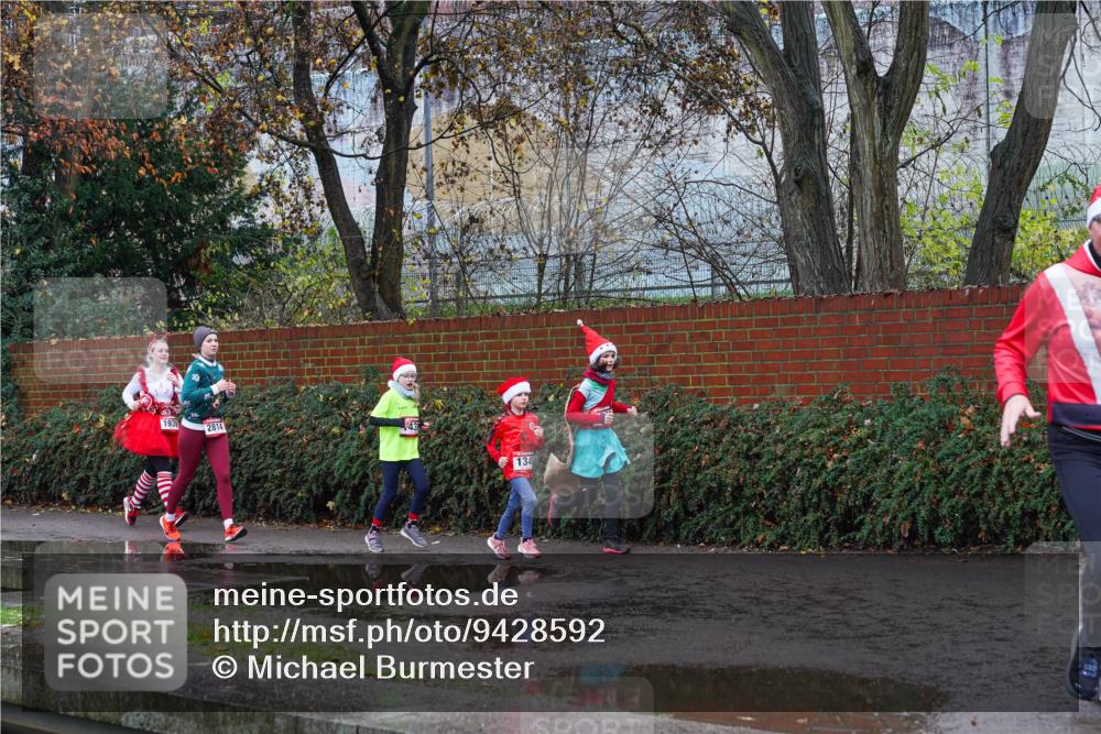 07.12.2025 - St. Pauli X-Mass-Run No. 15 Michael Burmester http://msf.ph/oto/9428592 07.12.2025 11:03:28 Laufen  meine-sportfotos.de